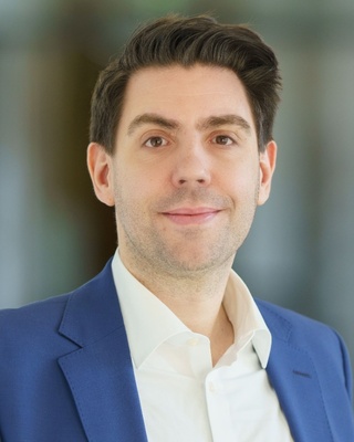 Prof. Dr. Gregor Weiß